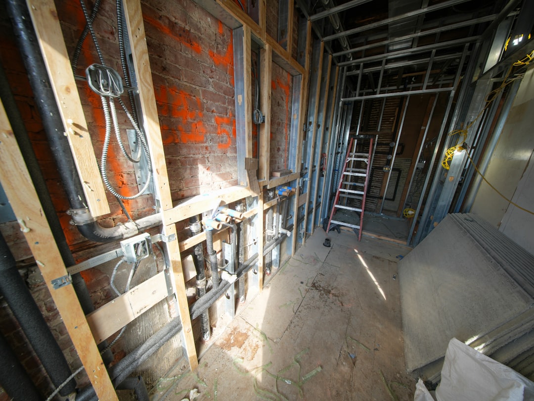 replace drain pipes in house